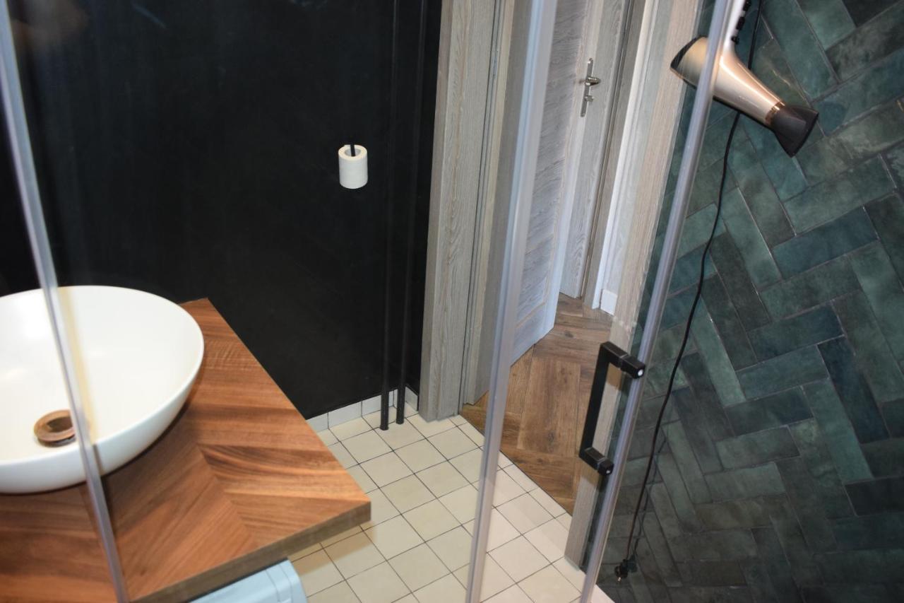 Apartament 3 Pokoje Balkon 50M2 Wyposazone Parking Lägenhet Wrocław Exteriör bild